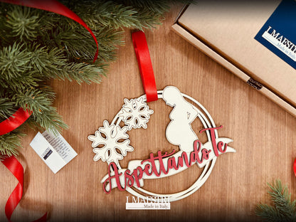 Pallina di Natale in Legno con Scritta “Aspettando Te” (15x20 cm)